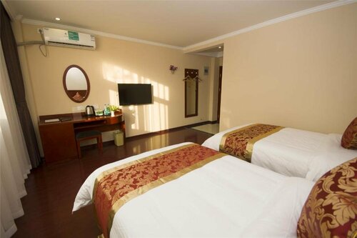 GreenTree Inn Zhoushan Shenjiamen Middle Donghai Road Shell Hotel, Boek Hotel Hotels in Putuo District met parkeren, Parkeren