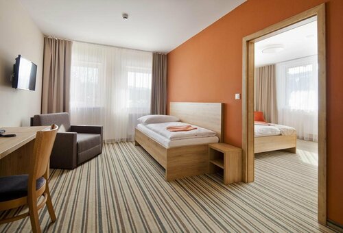 Hotel Havrania, Забронировать Отель Отели Зазрива 4 звезды, 4*