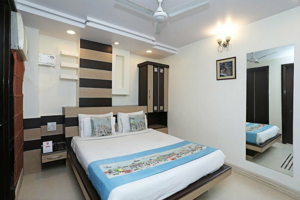 Capital O Hotel Metro View Inn Near Satyam Inox Patel Nagar