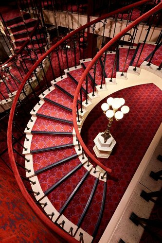 Montreal Marriott Chateau Champlain, Забронировать Отель Отели Монреаля с парковкой, рядом с Nouveau Monde Theatre, Парковка