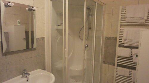 Affittacamere Ristorante Villa Serafini, Book Hotel Udine Friuli Venezia Giulia
