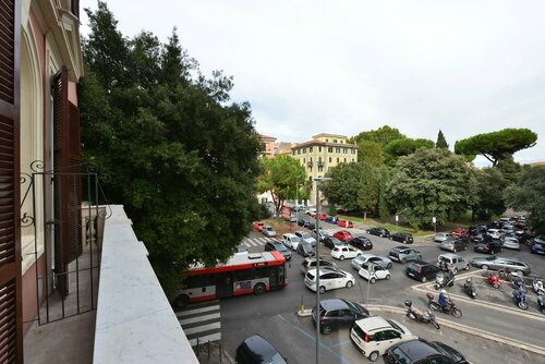 Fabio dei Velapazza Guesthouse, Забронировать Гостевой дом Отели Vaticano Prati с завтраком, рядом с Сикстинская капелла, Завтраки