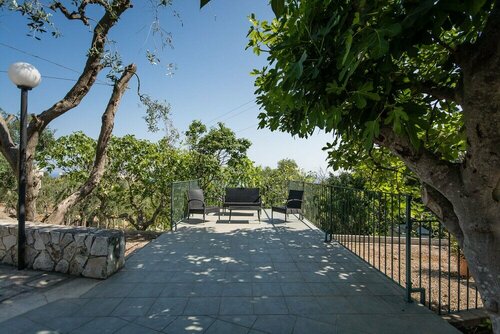Residenza Piccolo Uliveto, Boek Hotel Goedkope hotels in Foresta Umbra