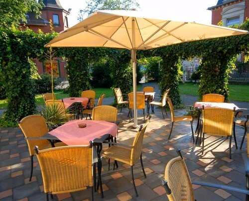 Parkhotel Helmstedt, Забронировать Отель Отели Хельмштедт с парковкой, рядом с Hausmannsturm, Парковка