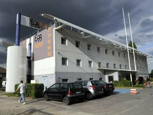 Egg Hotel Goussainville CDG, Забронировать Отель Отели Val d'Oise с парковкой, Парковка