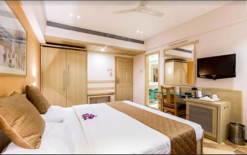 The Royal Orchid Hotel, Chembur, Забронировать Отель Отели штата Махараштры 3 звезды, 3*