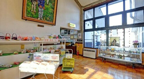 Village Azumino, Book Hotel Hoteller i Koshinetsu med parkering, Parkering
