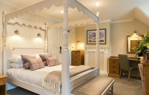 Beaulieu Hotel, Забронировать Отель Отели Уилтшир с бассейном, Бассейн