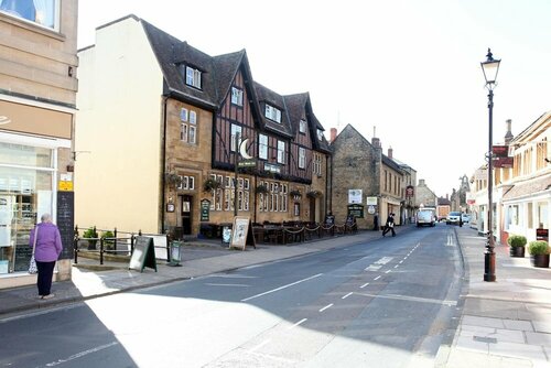 Half Moon by Marston's Inns, Boek Hotel Hotels in Merseyside met ontbijt, Ontbijt