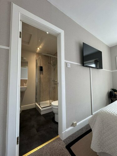 Glendevon Hotel, Book Hotel  