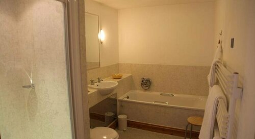 Ivy House Country Hotel, Book Hotel 3-stjernede hoteller i Merseyside, 3*