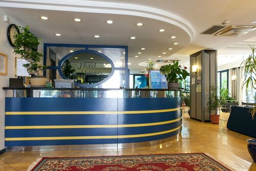 Hotel Gabbiano, Забронировать Отель Отели Каттолики с питанием, Пансион