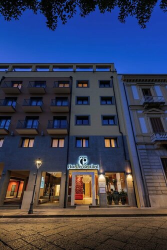 Hotel dei Cavalieri Caserta - La Reggia, Prenota Hotel Caserta 