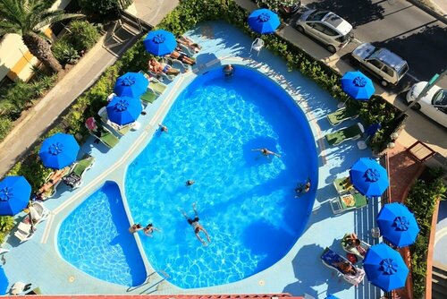 Hotel Soleado, Забронировать Отель Отели Альгеро с бассейном, рядом с Порт Альгеро, Бассейн