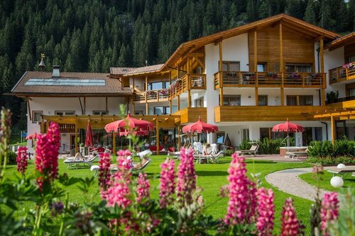 Hotel Welponer Beauty & Relax, Забронировать Отель Отели Bolzano and surroundings с бассейном, Бассейн