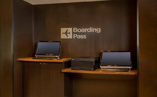 Courtyard by Marriott North Charleston Airport Coliseum, Забронировать Отель Северный Чарльстон Чарльстон