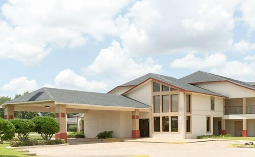Super 8 by Wyndham Bossier City/Shreveport Area, Reserva ahora Posada u hostería Shreveport Luisiana