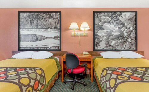 Super 8 by Wyndham Santee, Buchen Sie Gasthaus Mini-Hotels in South Carolina, Gasthaus