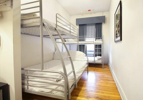 Hotel 309, Забронировать Отель Челси Нью-Йорк, рядом с Спортивный комплекс Chelsea Piers