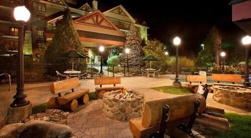 Bearskin Lodge on the River, Забронировать Отель Гатлинберг Great Smoky Mountains National Park