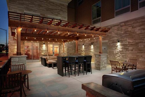 Homewood Suites By Hilton Cincinnati Midtown, Reserva ahora Hotel Hoteles en Cincinnati con aparcamiento, Aparcamiento