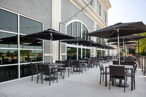 Isle Casino Hotel - Waterloo - A Caesars Rewards Destination, Book Hotel Hoteller i Waterloo med pool, Swimmingpool