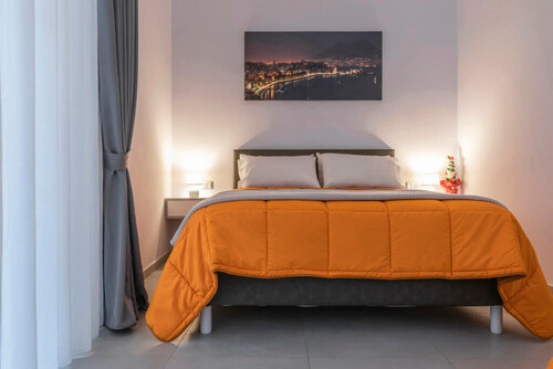 La Casina Rossa, Book Pension Vomero Napoli