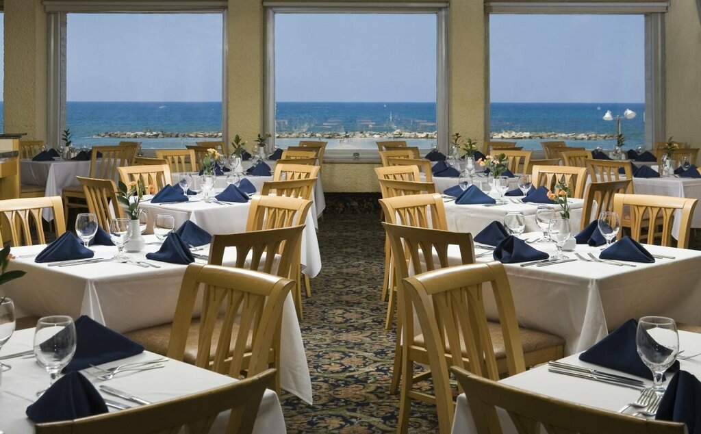 Renaissance Tel Aviv Hotel