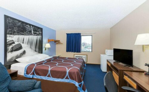 Super 8 by Wyndham Manhattan KS, Buchen Sie Gasthaus Manhattan Kansas