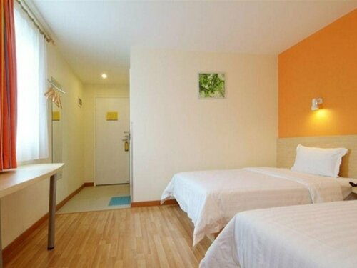 7 Days Inn Harbin Baroque Caoshi Street Branch, Забронировать Отель Дао Вай Харбин, рядом с Harbin Swimming Hall