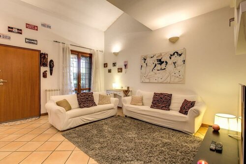 Villa Relax Le Due Palme Ciampino, Buchen Sie Villa Villen in Latium, Villa