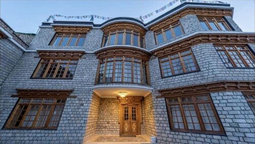 The Khawachan House, Забронировать Отель Отели Лех с парковкой, Парковка
