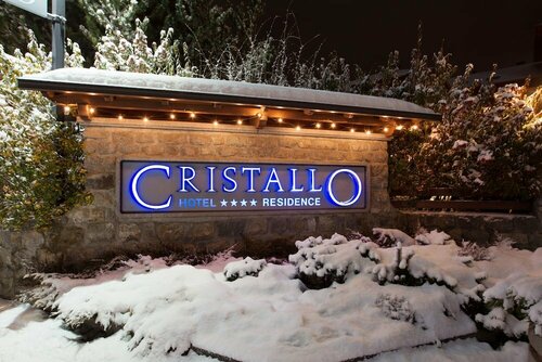 Hotel Cristallo, Забронировать Отель Отели Бормио с питанием, рядом с Канатная дорога Бормио-Чук, Пансион