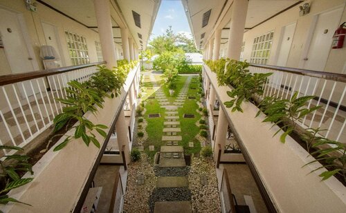 Almont Inland Resort, Забронировать Курортный отель Бутуан Caraga
