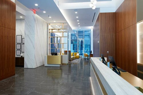 Hilton Club The Central at 5th New York, Забронировать Отель Отели Нью-Йорка с парковкой, рядом с Эмпайр-стейт-билдинг, Парковка