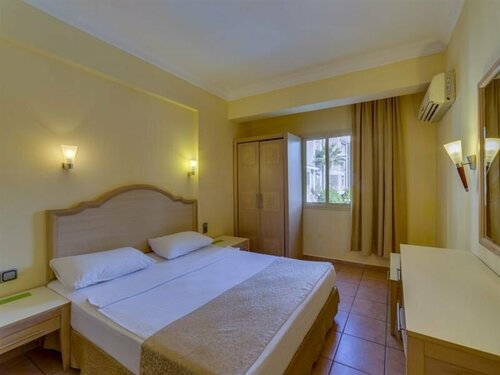 alenz suite, Забронировать Отель Отели Мармарис с парковкой, рядом с Частный госпиталь Мармариса, Парковка