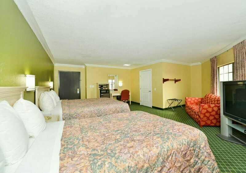 Lax Stadium Inn