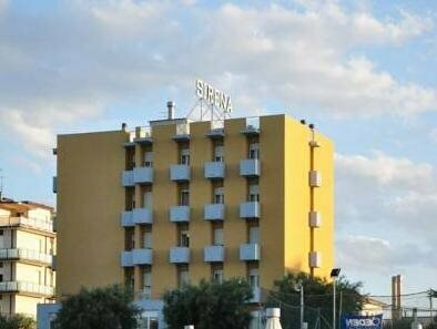 Hotel Sirena, Забронировать Отель Отели Марок 3 звезды, 3*