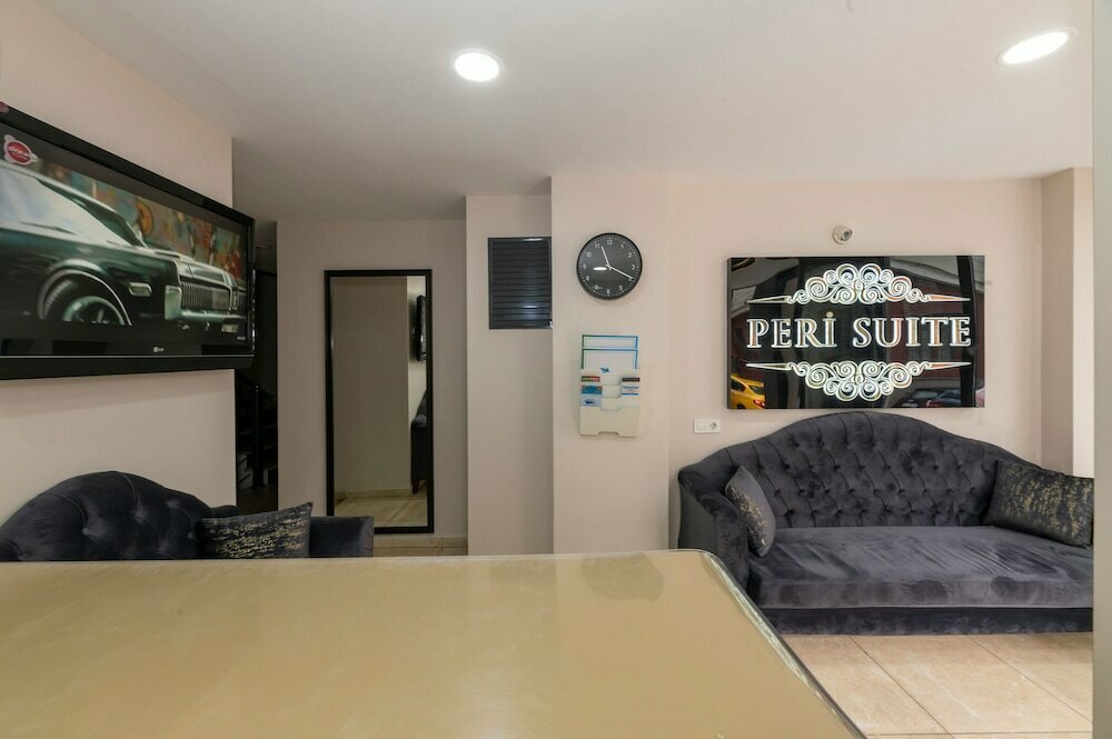 Taksim BrickTown Suite