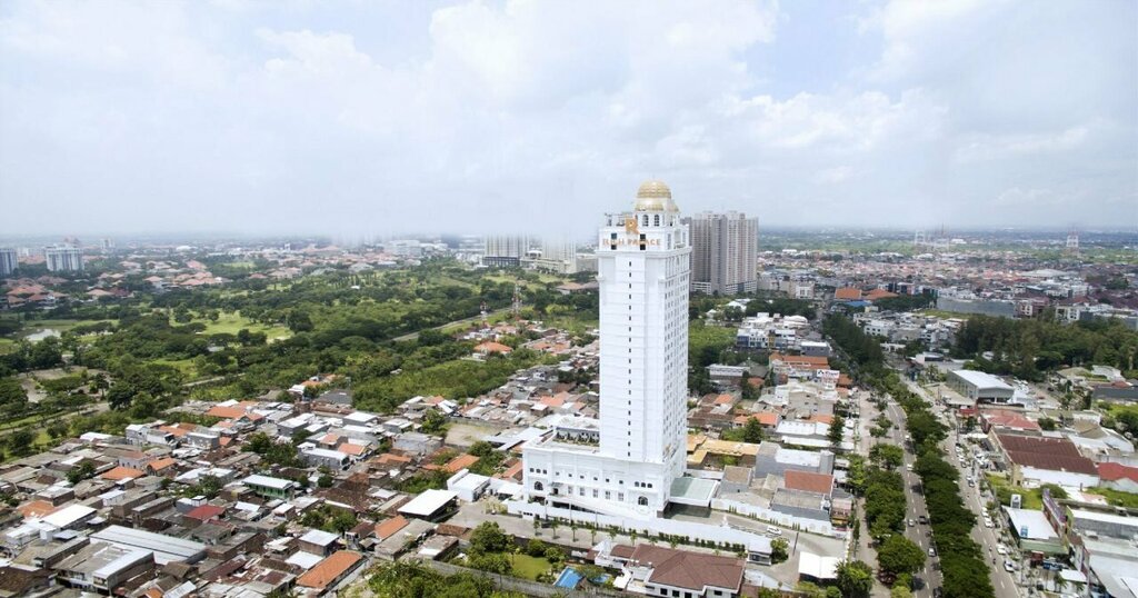 Golden Tulip Legacy Surabaya