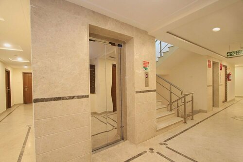 OYO Flagship 629 Bagmane Tech Park, Забронировать Отель Отели штата Карнатаки с парковкой, Парковка