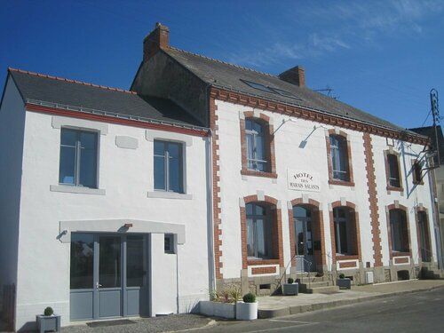 Logis Hôtel des Marais Salants, Забронировать Отель Отели Земель Луары с парковкой, Парковка