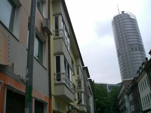 Schönes Apartment in Essen, Забронировать Апартаменты/квартира Suedviertel Эссен