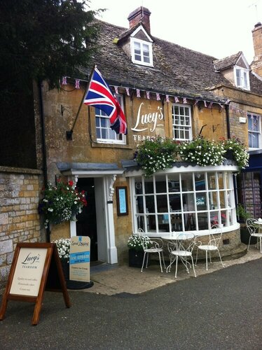 Lucy's Tearoom B&B, Varaa Bed and Breakfast Hotellit Merseyside aamiaisella, Aamiainen