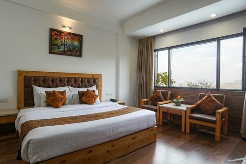 The Mountain Quail, Book Hotel Hoteller i Mussoorie med parkering, Parkering