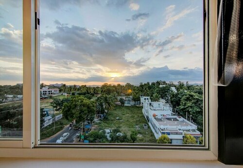 OYO Townhouse 040 Global Village Tech Park, Book Hotel Bangalore Bangalore