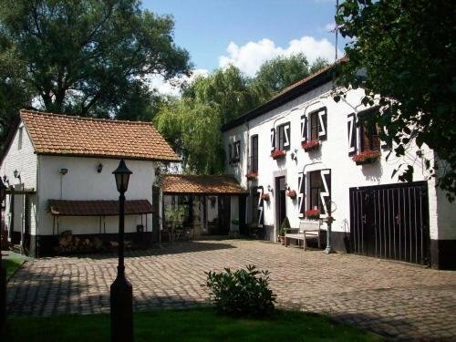 Moulin De Moxhe, Забронировать Отель Отели Моксе с парковкой, Парковка