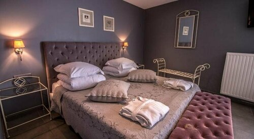 Hotel La Malle Poste, Забронировать Отель Рошфор провинция Намюр