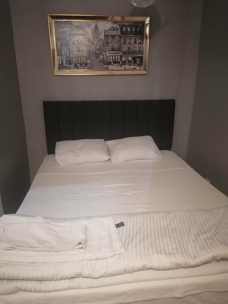 Pera Wall Hotel & Suites