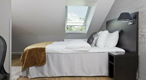 Saga Oslo, Забронировать Отель Отели Осло с парковкой, рядом с Концертный зал Осло, Парковка